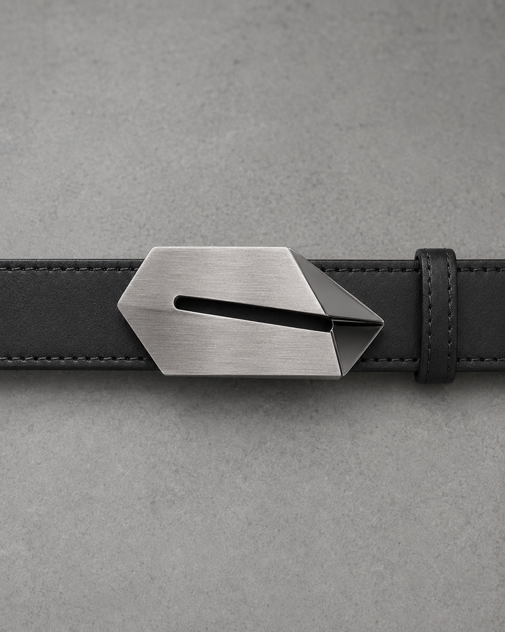 Selene Fold Leather Belt – Matte Black